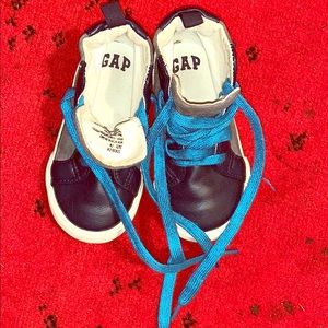 Toddler Gap Tennis Shoes